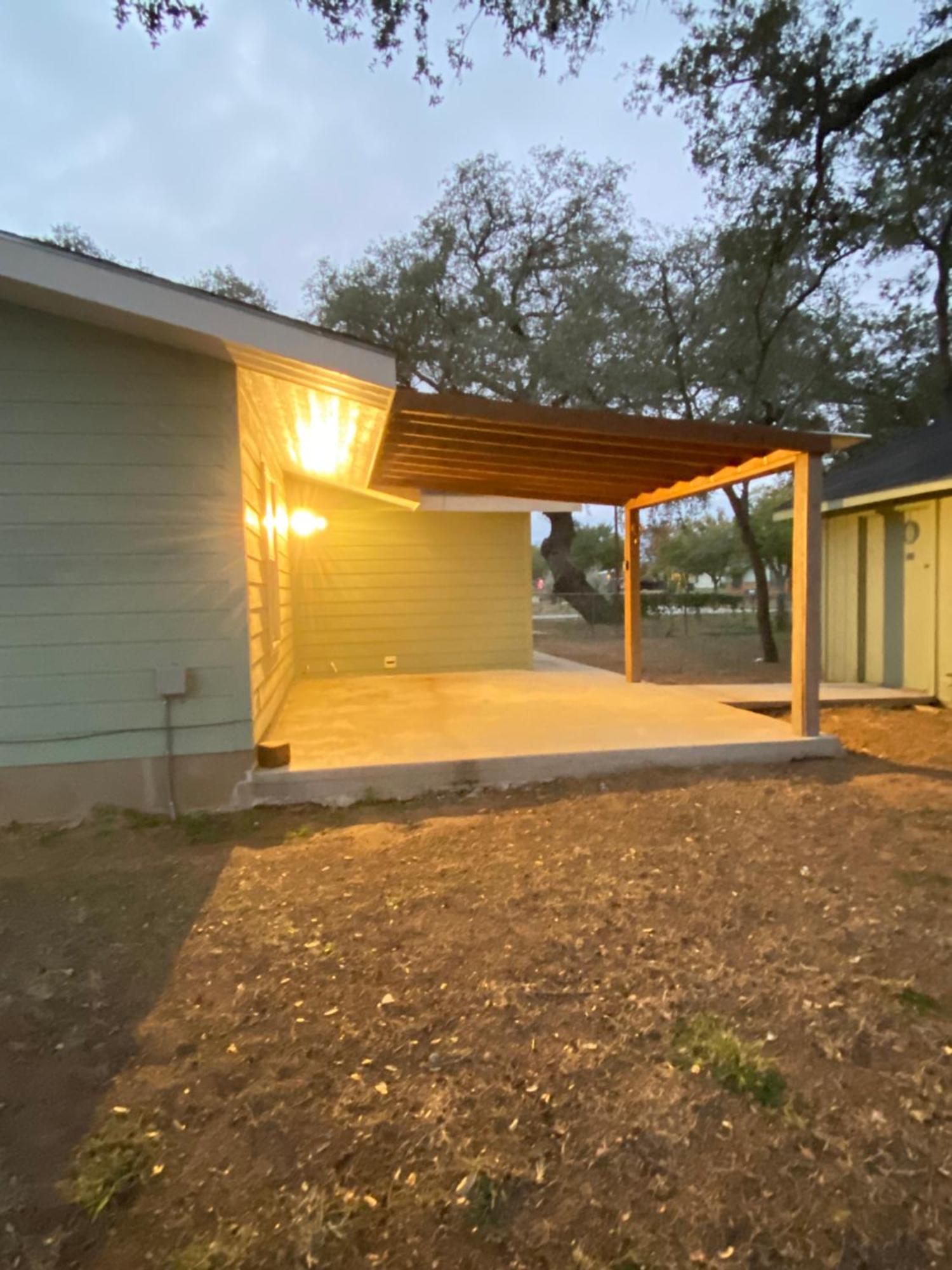 Cozy Pleasanton Cottage Extérieur photo